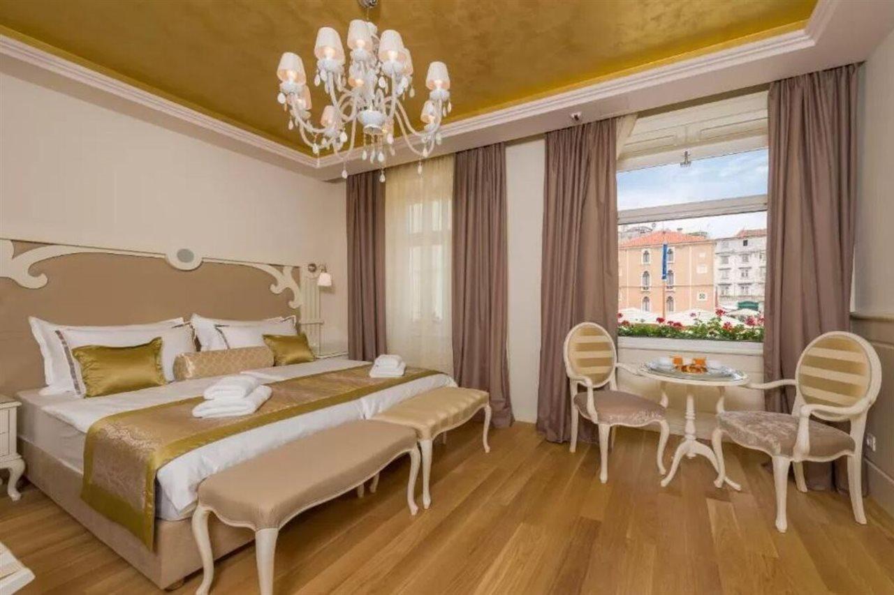 Piazza Heritage Hotel Spalato Esterno foto